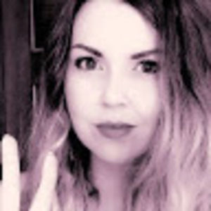 Meet your Posher, Hayley